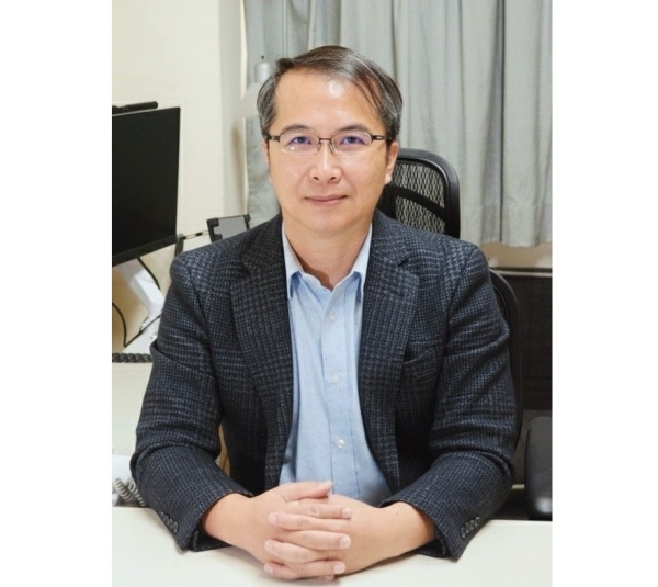 翁輝竹 教授